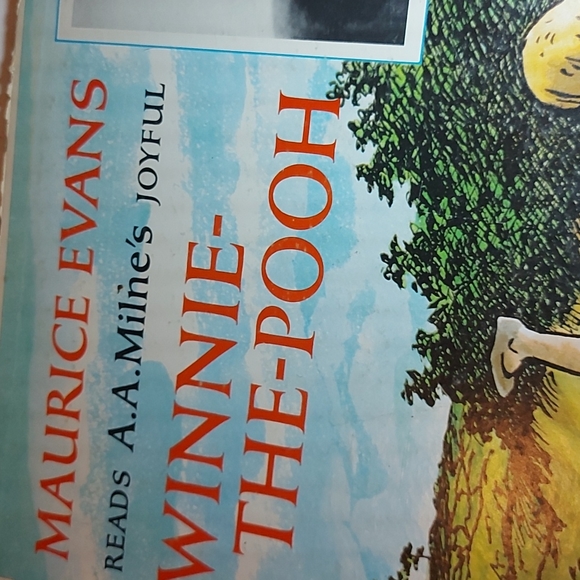 Vintage Maurice Evans Reads Winnie-the-Pooh Vinyl - Picture 2 of 6